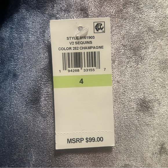 NWT 1. State Sequined Mini Cocktail and Party Dress Silver — Size 4 - Picture 4 of 4